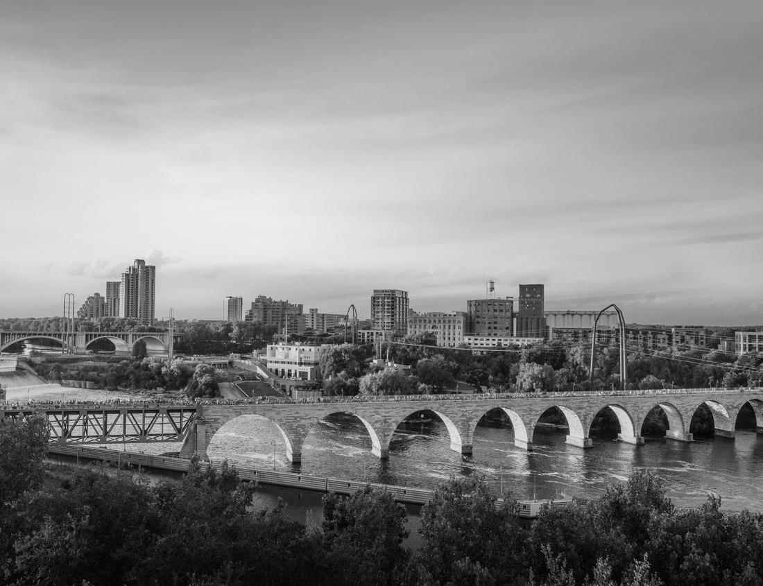 Noah Jigsaw Puzzle Mount Fuji view at Lake Saiko in Autumn season. Mt Fujisan in Fujikawaguchiko, Yamanashi, Japan in black white 1000 pieces