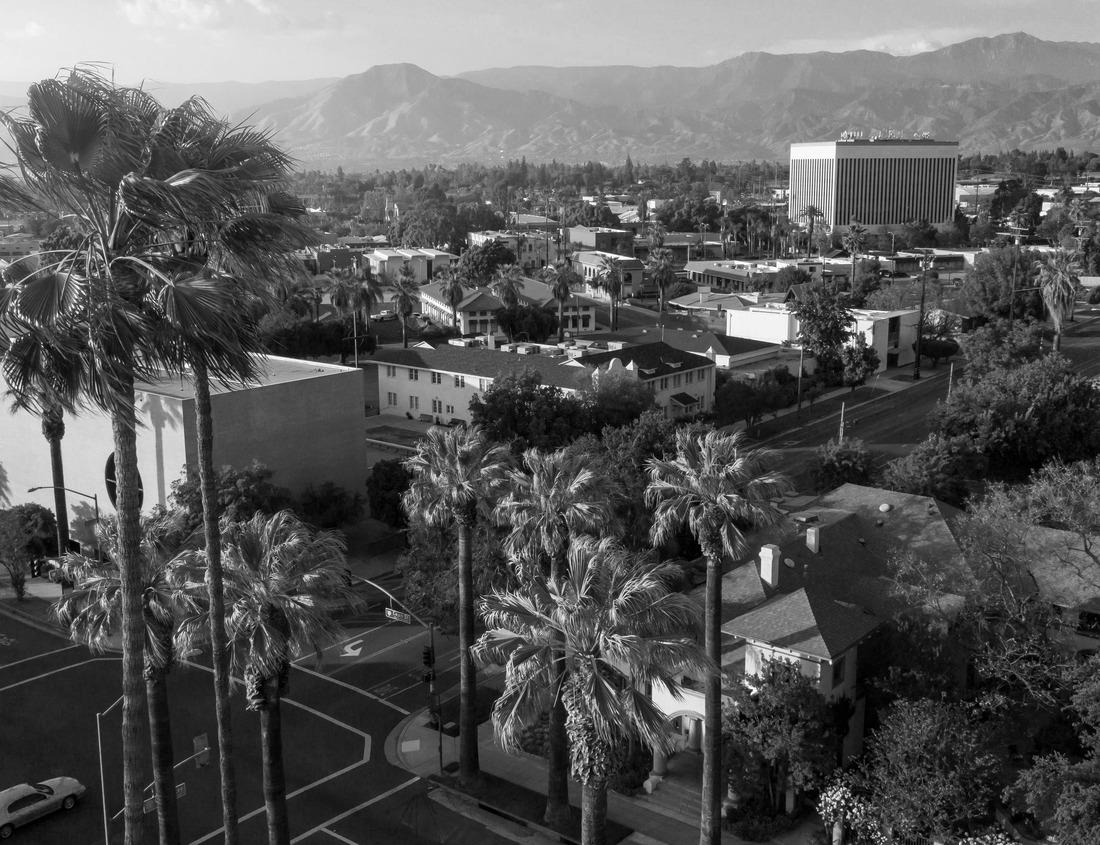 Noah Jigsaw Puzzle Lower Falls, Old Man's Cave, Hocking Hills State Park, Ohio in black white 1000 pieces