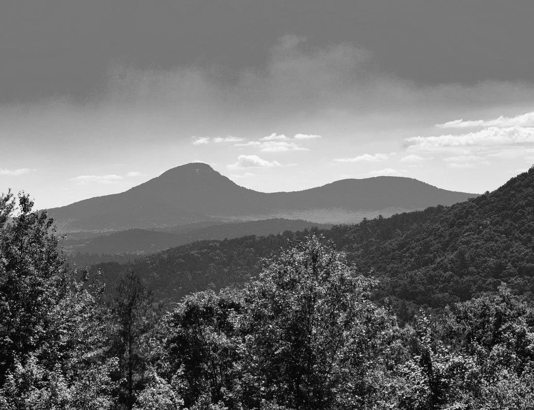 Noah Jigsaw Puzzle Misty August morning at McGuire Mountain Overlook, Webster County, West Virginia, USA in black white 1000 pieces