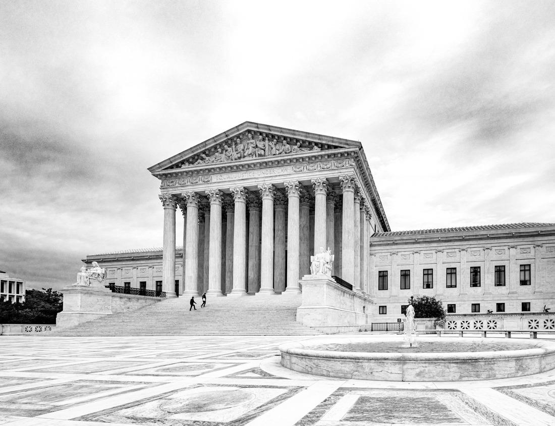 Noah Jigsaw Puzzle Landscape of the Ziz River Valley, the Middle Atlas Mountains, Morocco in black white 1000 pieces