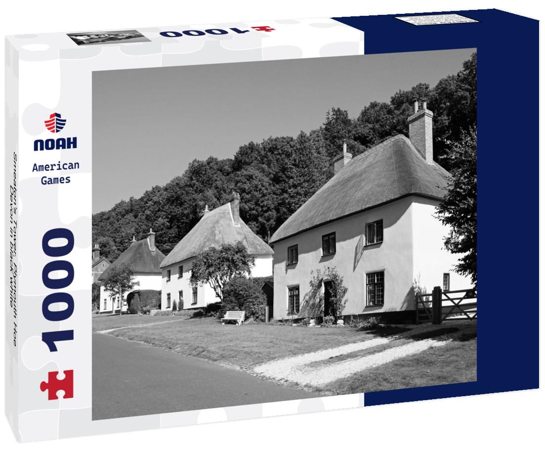 Noah Jigsaw Puzzle Smeaton's Tower, Plymouth Hoe, Devon in black white 1000 pieces