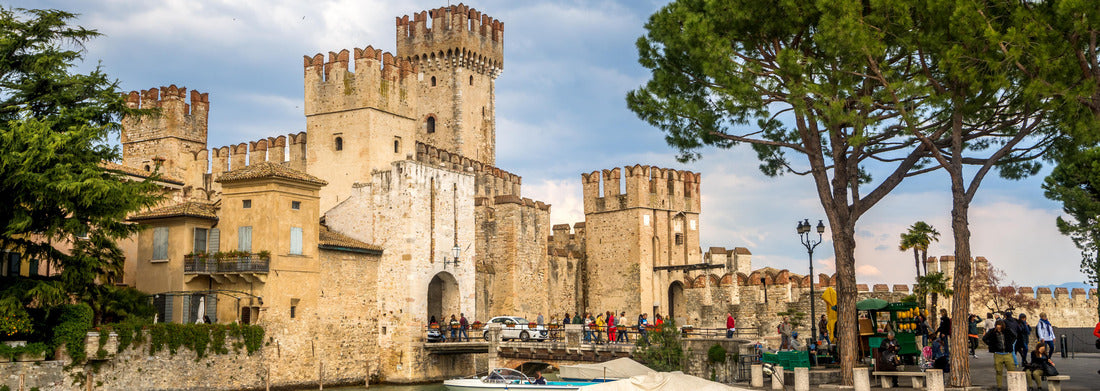 Noah Jigsaw Puzzle Castle of Limone Sul Garda, Lake Garda, Italy panorama 1000 pieces