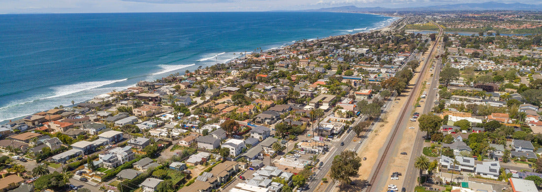 Noah Jigsaw Puzzle Encinitas California along the Pacific Ocean coastline panorama 1000 pieces