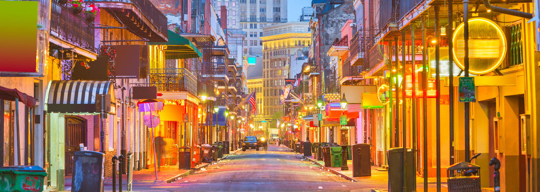 Noah Jigsaw Puzzle Bourbon St, New Orleans, Louisiana, USA cityscape of bars and restaurants at twilight panorama 1000 pieces