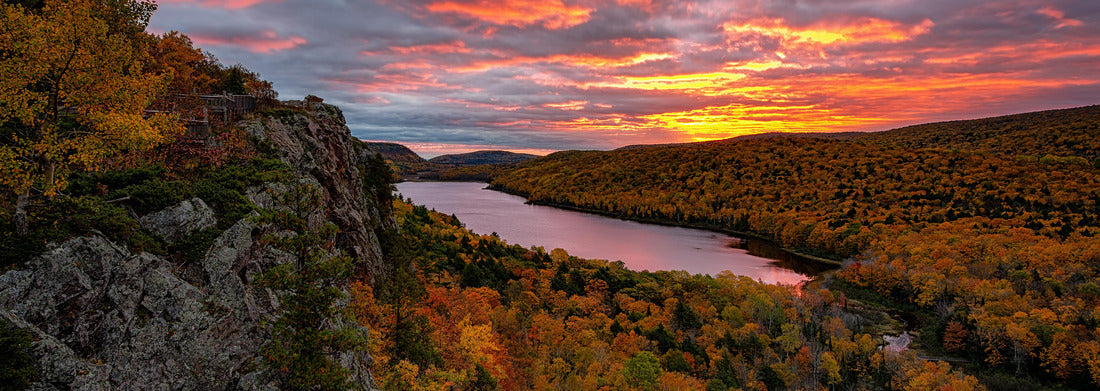 Noah Jigsaw Puzzle A fiery sunrise over the Cloud Lake, Porcupine Mountains Sate Park. Michigan's Upper Peninsula panorama 1000 pieces