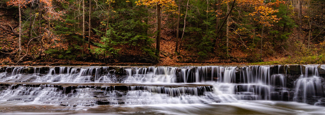 Noah Jigsaw Puzzle Charging river at Cuyahoga valley nation park. In autumn season panorama 1000 pieces