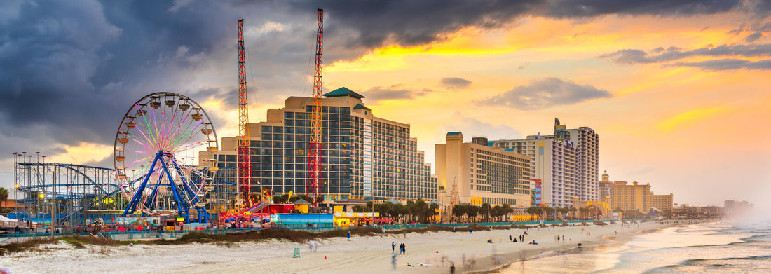 Noah Jigsaw Puzzle Daytona Beach, Florida, USA beachfront skyline at dusk panorama 1000 pieces