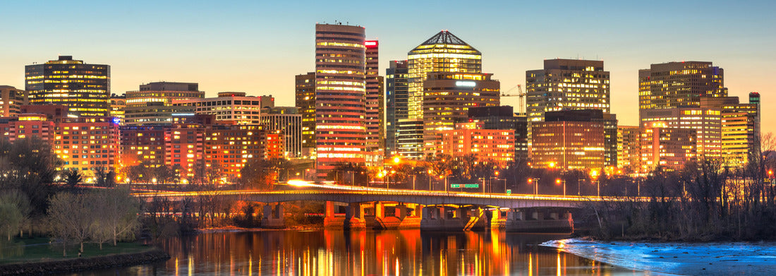 Noah Jigsaw Puzzle Rosslyn, Arlington, Virginia, USA downtown city skyline at dusk on the Potomac River panorama 1000 pieces
