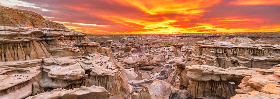 Noah Jigsaw Puzzle Bisti/De-Na-Zin Wilderness, New Mexico, USA at Valley of Dreams after sunset panorama 1000 pieces
