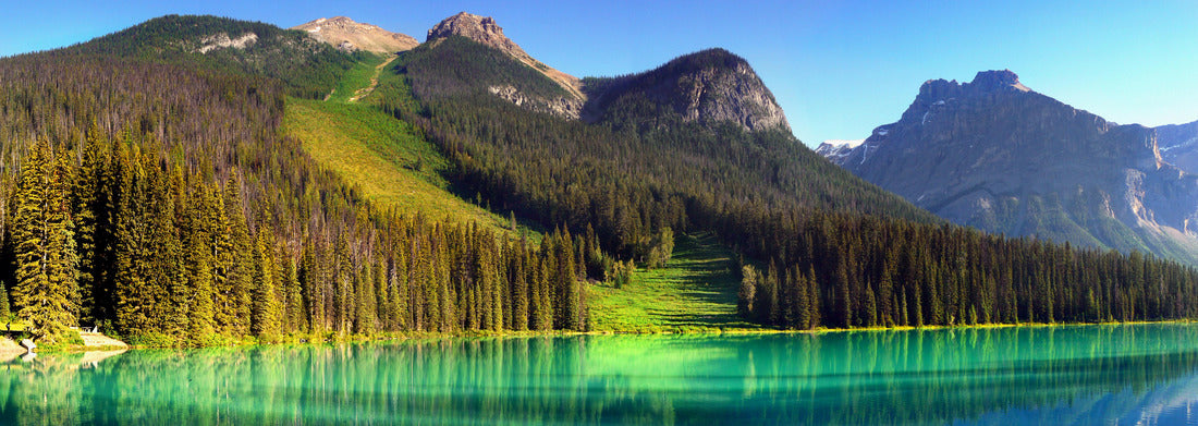 Noah Jigsaw Puzzle Emerald Lake and mountains at sunrise, Yoho National Park, British Columbia, Canada panorama 1000 pieces