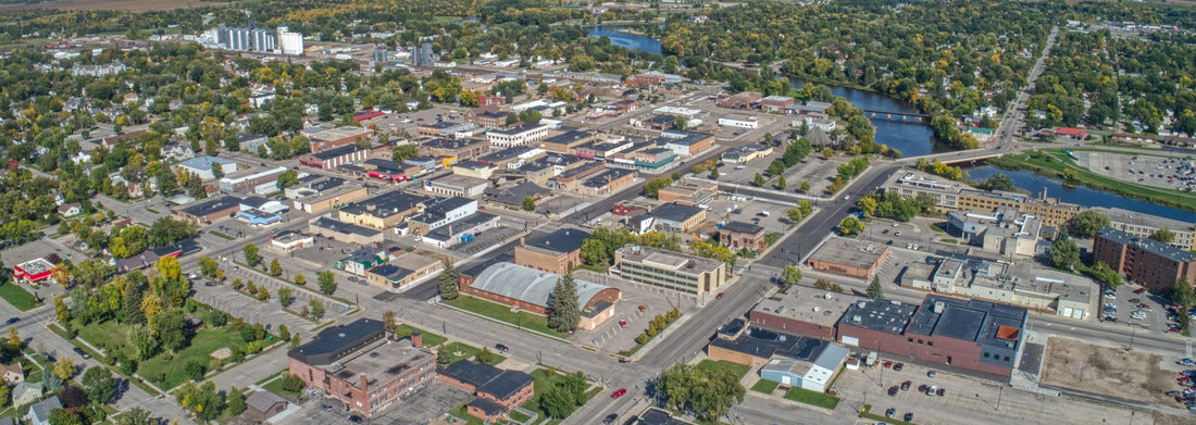 Thief River Falls is a small town in northwestern Minnesota 1000pc Panoramic Puzzle