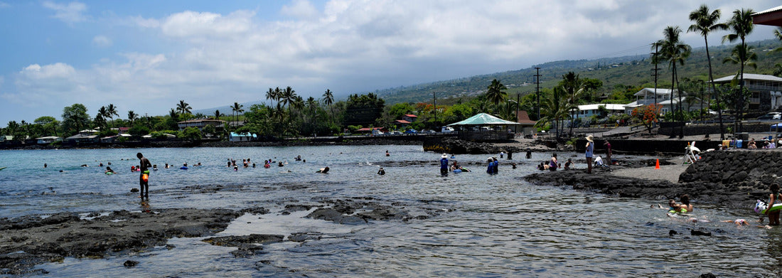 the sheltered clear waters at Kahaluu Beach Park, Big Island Hawaii 1000pc Panoramic Puzzle