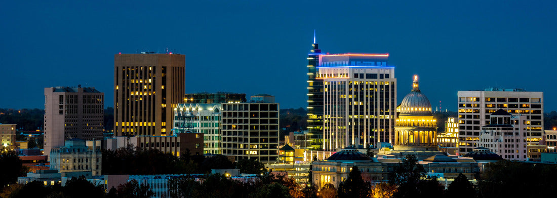 Noah Jigsaw Puzzle Close up of the Boise Idaho city skyline taken at night panorama 1000 pieces
