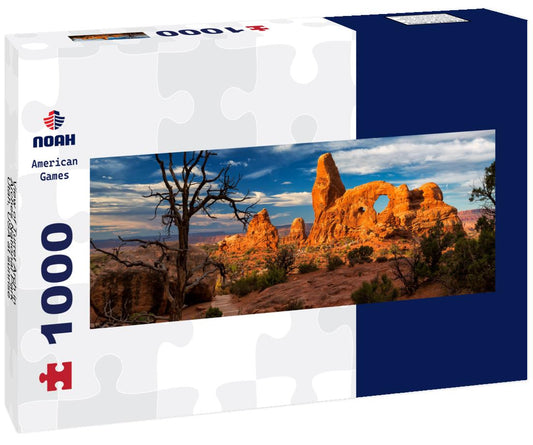 Noah Jigsaw Puzzle View of Turret Arch in Arches National Park, Utah, USA at sunrise panorama 1000 pieces