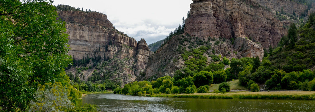 Noah Jigsaw Puzzle Colorado River flowing in Glenwood Canyon near the hanging lake White River National Forest, Garfield County, Glenwood Springs, Colorado, USA panorama 1000 pieces