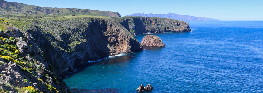 Noah Jigsaw Puzzle Coast of Santa Cruz Island, Channel Islands National Park panorama 1000 pieces