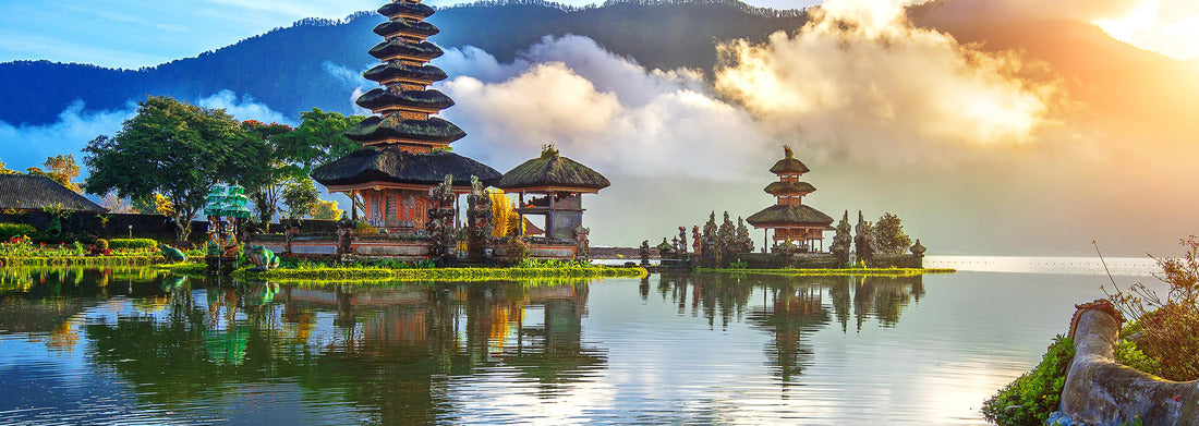 Noah Jigsaw Puzzle Pura ulun danu bratan temple in Bali, Indonesia panorama 1000 pieces
