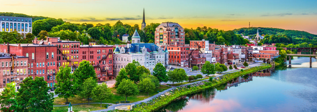 Noah Jigsaw Puzzle Augusta, Maine, USA downtown skyline on the Kennebec River panorama 1000 pieces