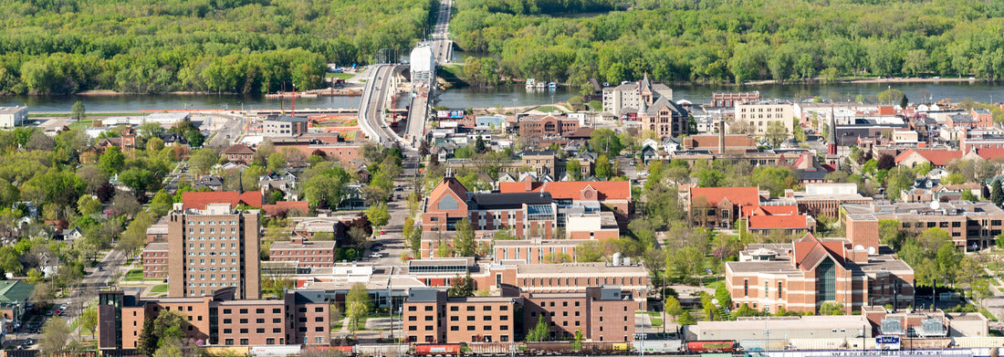Noah Jigsaw Puzzle Bird's Eye View of Winona, Minnesota Looking East panorama 1000 pieces