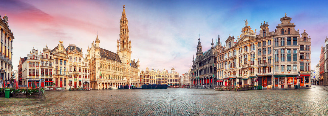 Noah Jigsaw Puzzle Brussels, Grand Place in beautiful summer sunrise, Belgium panorama 1000 pieces