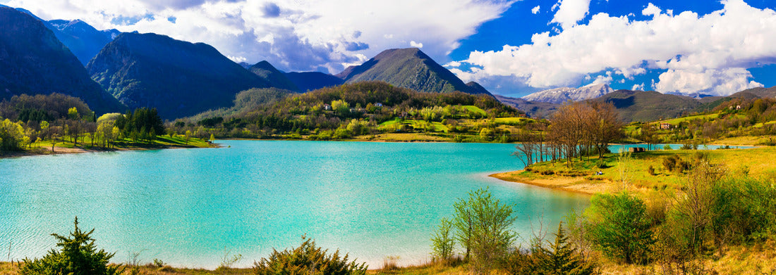 Noah Jigsaw Puzzle Beautiful autumn landscape with turquoise lake Lago di Castel San Vincenzo, Molise, Italy panorama 1000 pieces