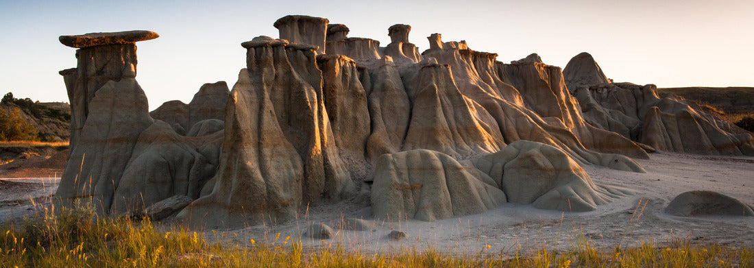 Noah Jigsaw Puzzle Hoodoos at Theodore Roosevelt National Park at sunrise, ND panorama 1000 pieces