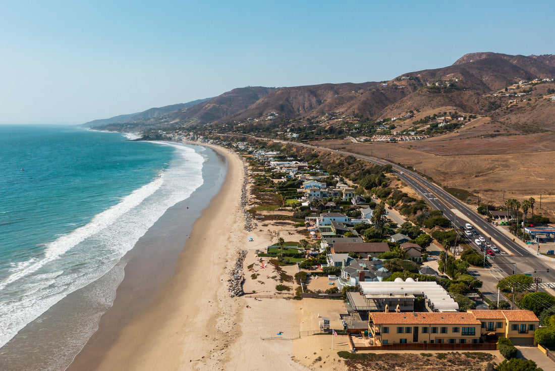 Noah Jigsaw Puzzle Luxury beachfront properties in Malibu, California, drone view 2000 pieces