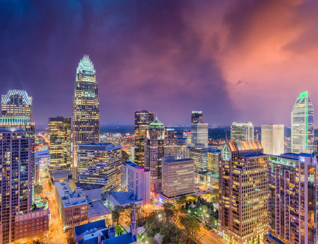 Noah Jigsaw Puzzle Charlotte, North Carolina skyline 1000 pieces