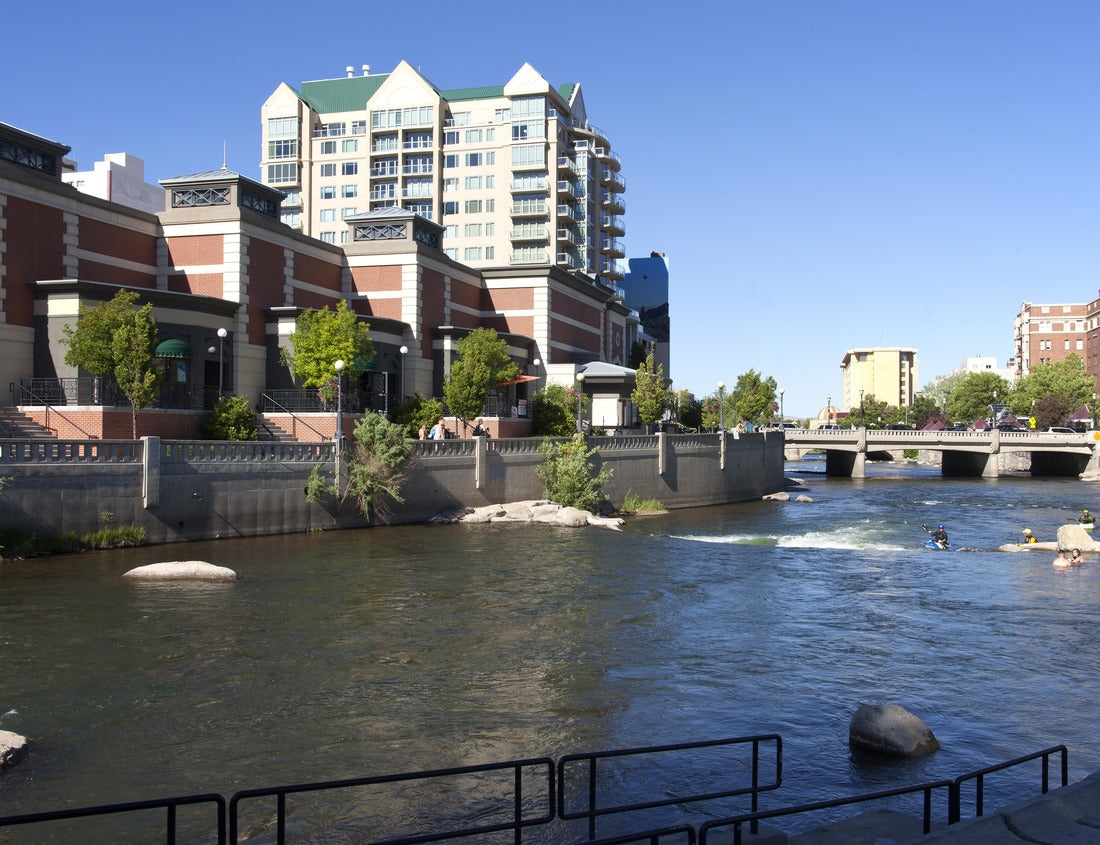 Noah Jigsaw Puzzle Downtown Reno architecture and river 1000 pieces