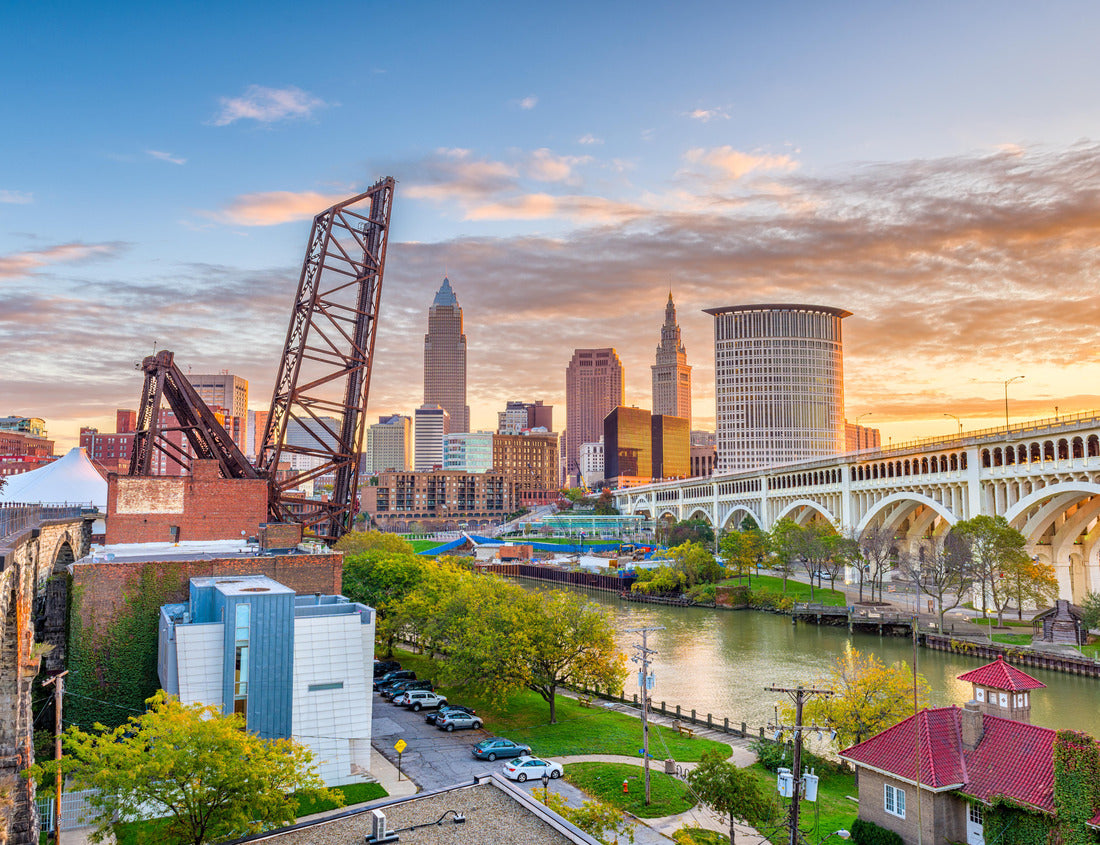 Noah Jigsaw Puzzle Cleveland, Ohio, USA skyline on the river 1000 pieces