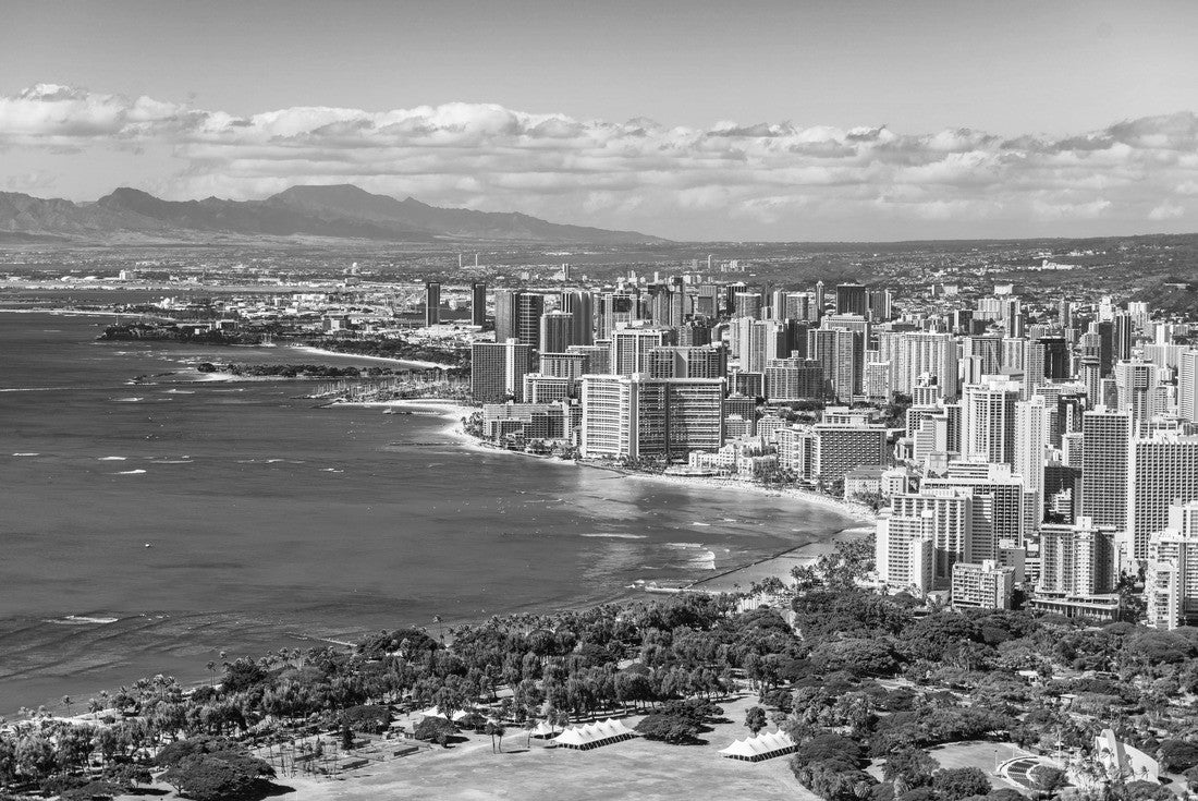 Honolulu city view from Diamond Head lookout, Waikiki beach landscape background 2000pc PuzzleBlack and White