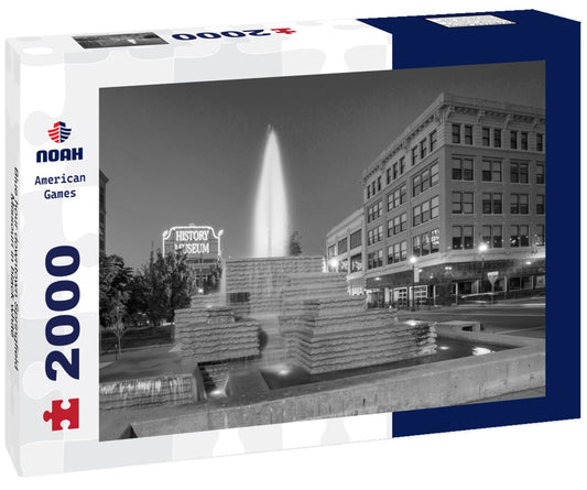 Noah Jigsaw Puzzle Blue hour downtown Springfield, Missouri in black white 2000 pieces