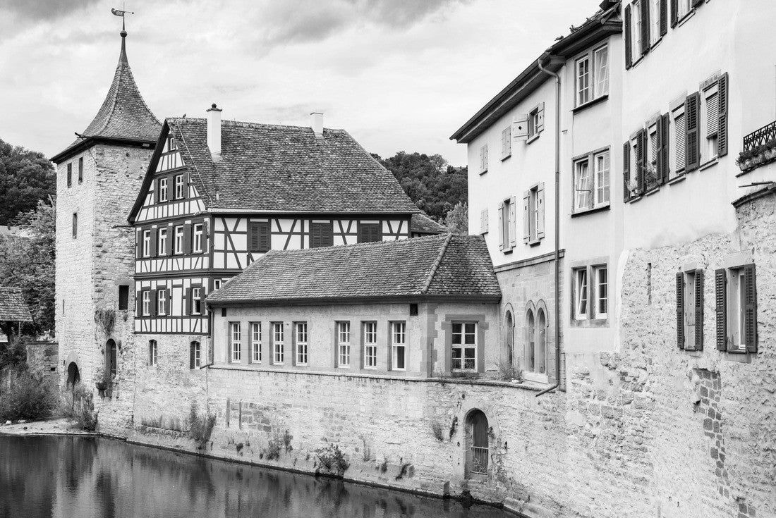 Half timbered houses and Sulfer tower along river Kocher in Schwabisch Hall, Germany 2000pc PuzzleBlack and White