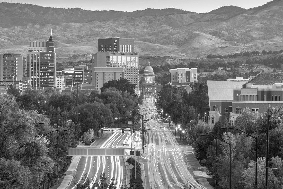 Noah Jigsaw Puzzle Boise, Idaho, USA downtown cityscape at dusk in black white 2000 pieces