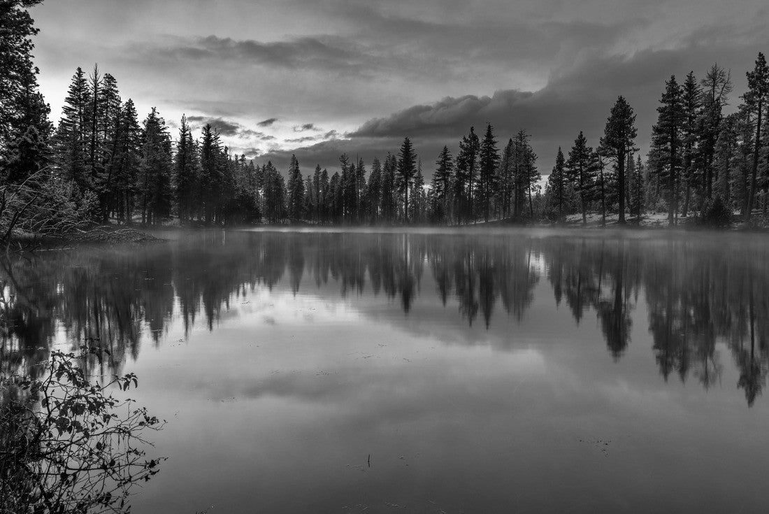 Noah Jigsaw Puzzle Lassen Volcanic National Park in California in black white 2000 pieces