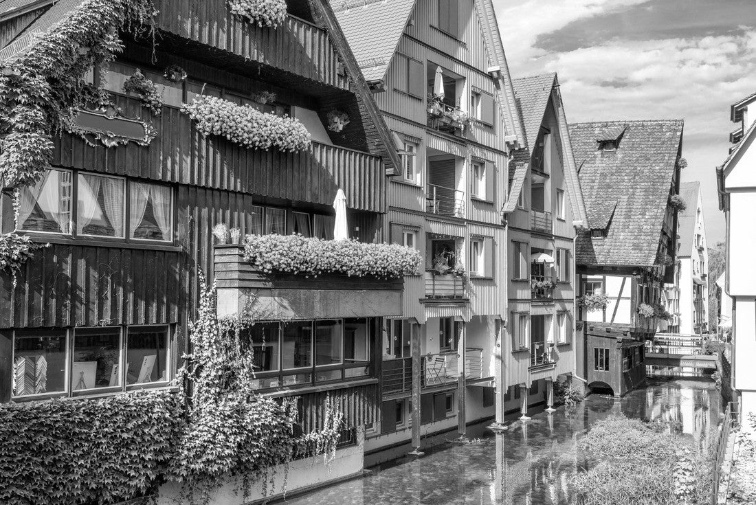 Vintage street with houses decorated with flowers in the old town of Ulm, Germany. Beautiful view of the historic fishing quarter in summer. It is a landmark of Ulm. Old town of Ulm with canals 2000pc PuzzleBlack and White