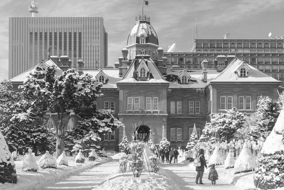 Former Hokkaido Government Office Building (Red Brick Office) in the winter season, the famous landmark and destination for tourists. Sapporo, Hokkaido, Japan 2000pc PuzzleBlack and White