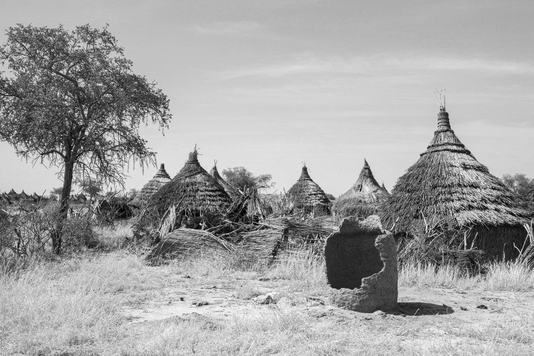 Noah Jigsaw Puzzle Traditional African houses made of straw in the abandoned village, Chad in black white 2000 pieces