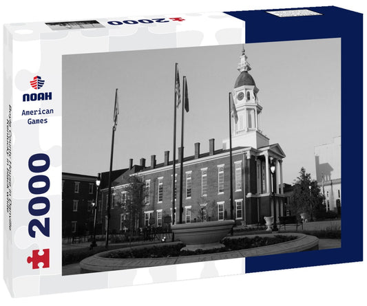 Noah Jigsaw Puzzle Boyle County House in Danville, Kentucky in black white 2000 pieces