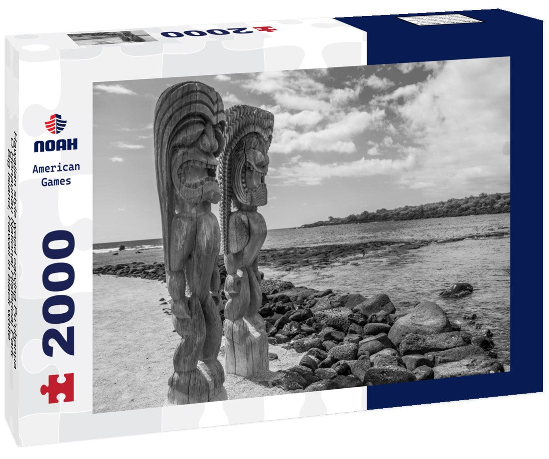 Hawaiian style wood carving Pu?uhonua O Honaunau National Historical Park, Big Island, Hawaii 2000pc PuzzleBlack and White