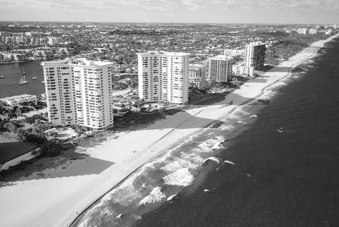 Noah Jigsaw Puzzle Aerial of Lake Boca Raton Florida in black white 2000 pieces