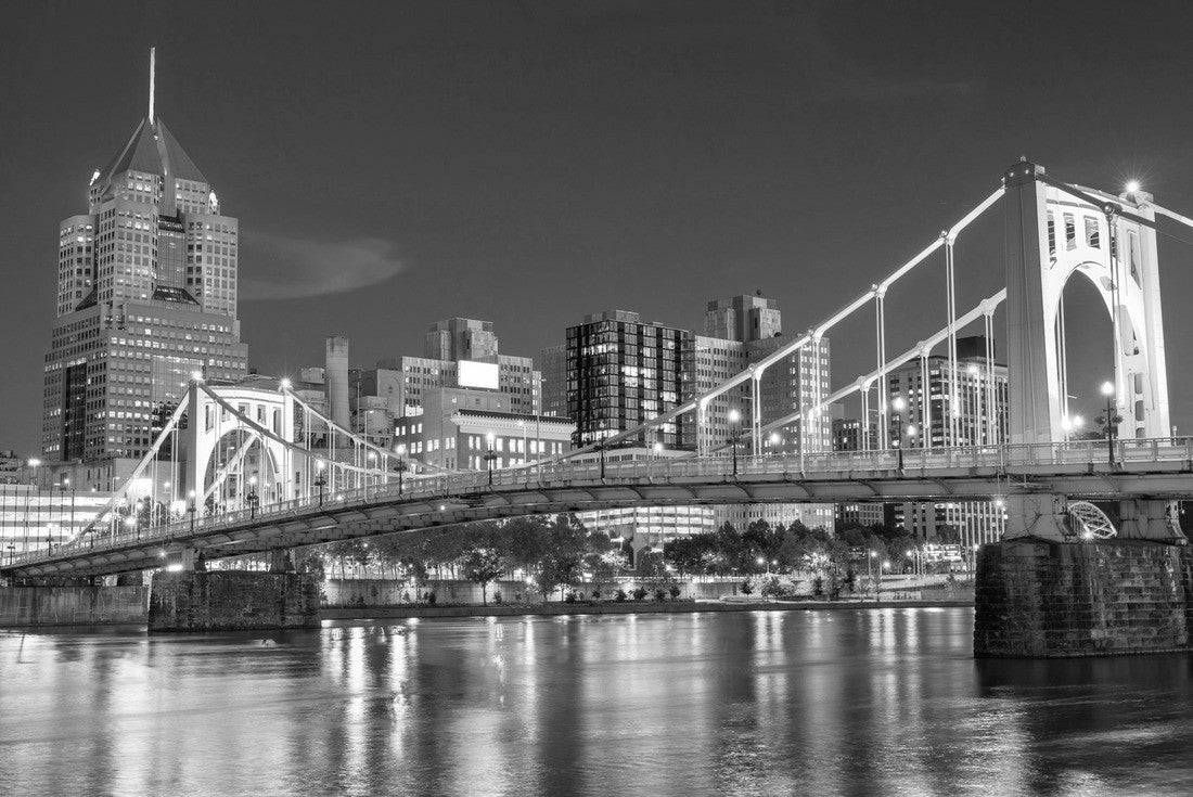 City skyline view over the Allegheny River and Roberto Clemente Bridge in downtown Pittsburgh Pennsylvania USA 2000pc PuzzleBlack and White