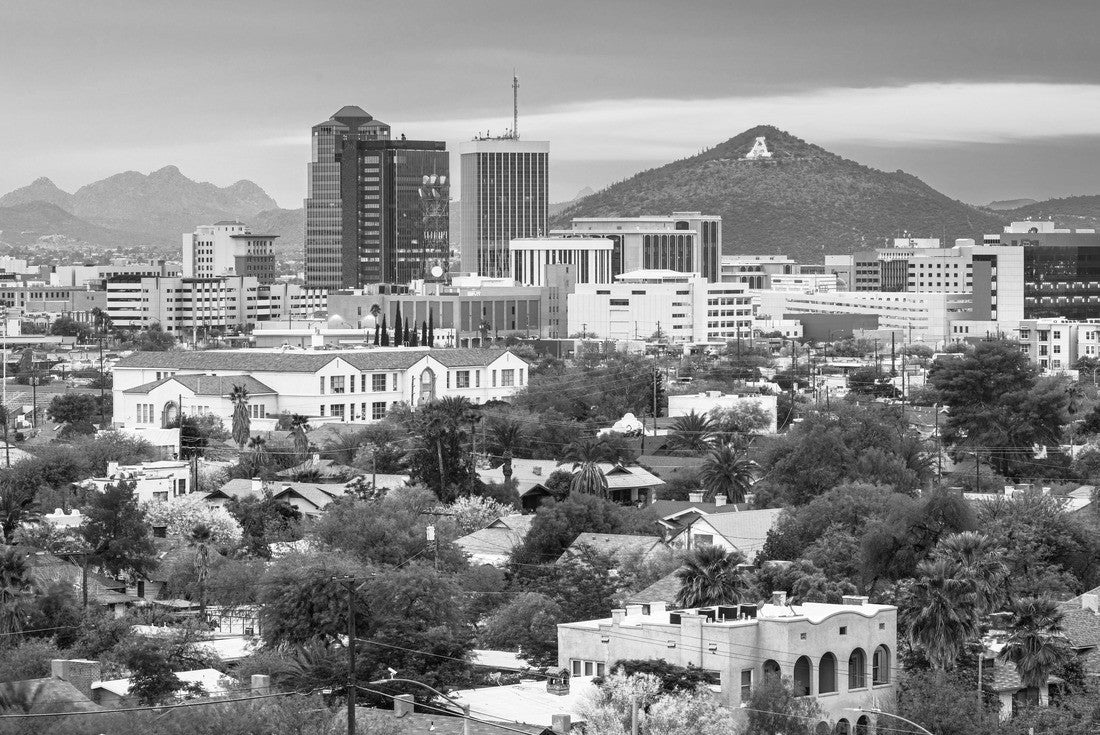 Tucson, Arizona, USA downtown skyline with mountains at dusk 2000pc PuzzleBlack and White