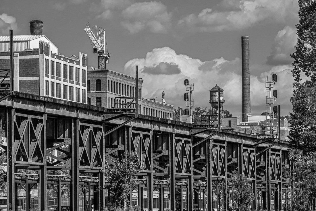 Richmond Virginia the virginia capital from James river on river tour cruise 2000pc PuzzleBlack and White