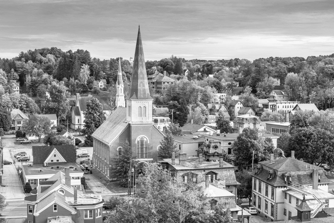 Noah Jigsaw Puzzle Montpelier, Vermont, autumn city skyline of the USA in black white 2000 pieces