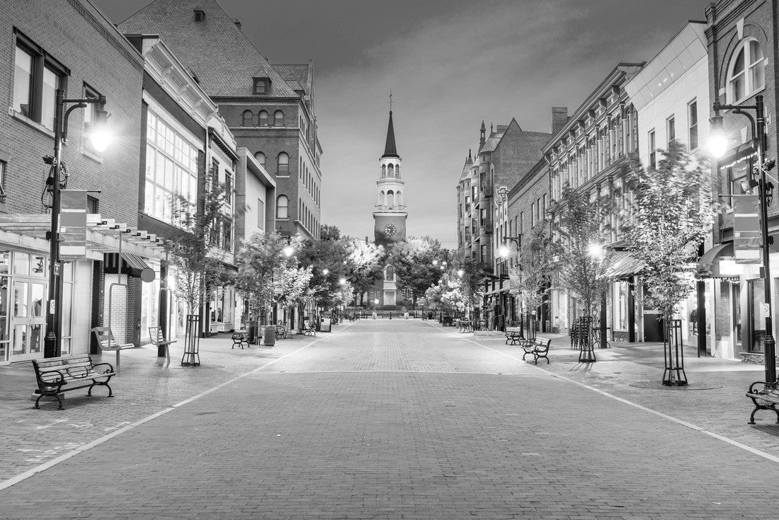 Burlington, Vermont, USA at Church Street Marketplace at twilight 2000pc PuzzleBlack and White