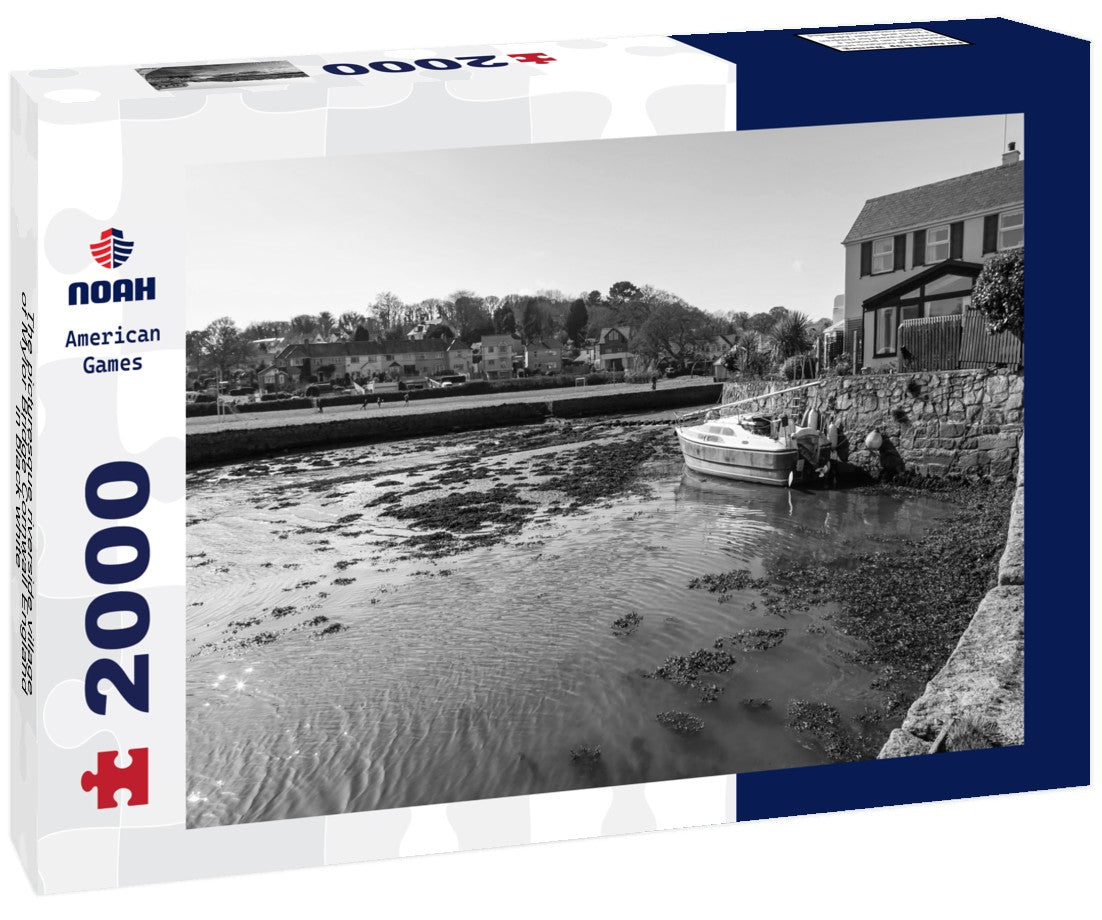 The picturesque riverside village of Mylor Bridge Cornwall England 2000pc PuzzleBlack and White