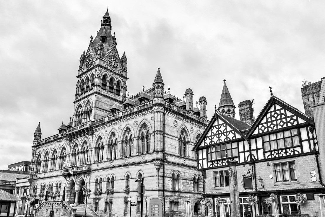 Chester City Hall in England, United Kingdom 2000pc PuzzleBlack and White