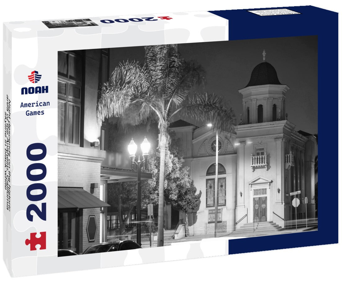 Night descends on the historic area of the Anaheim, California skyline 2000pc PuzzleBlack and White