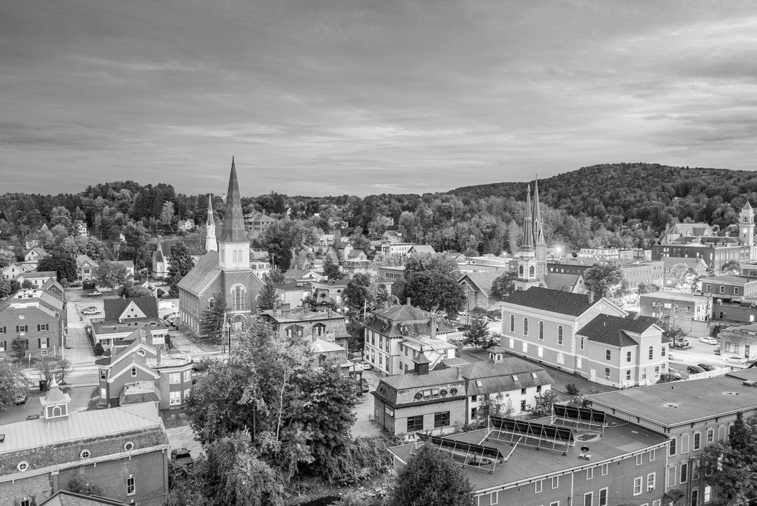 Noah Jigsaw Puzzle Montpelier, Vermont, USA City Skyline in black white 2000 pieces